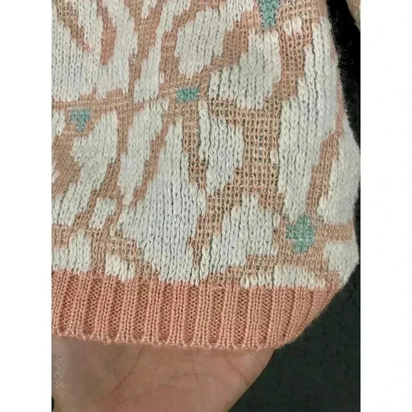 VTG Diane Von Furstenberg White Soft Pink Pullover Knit Sweater SMALL Deadstock - Picture 6 of 9